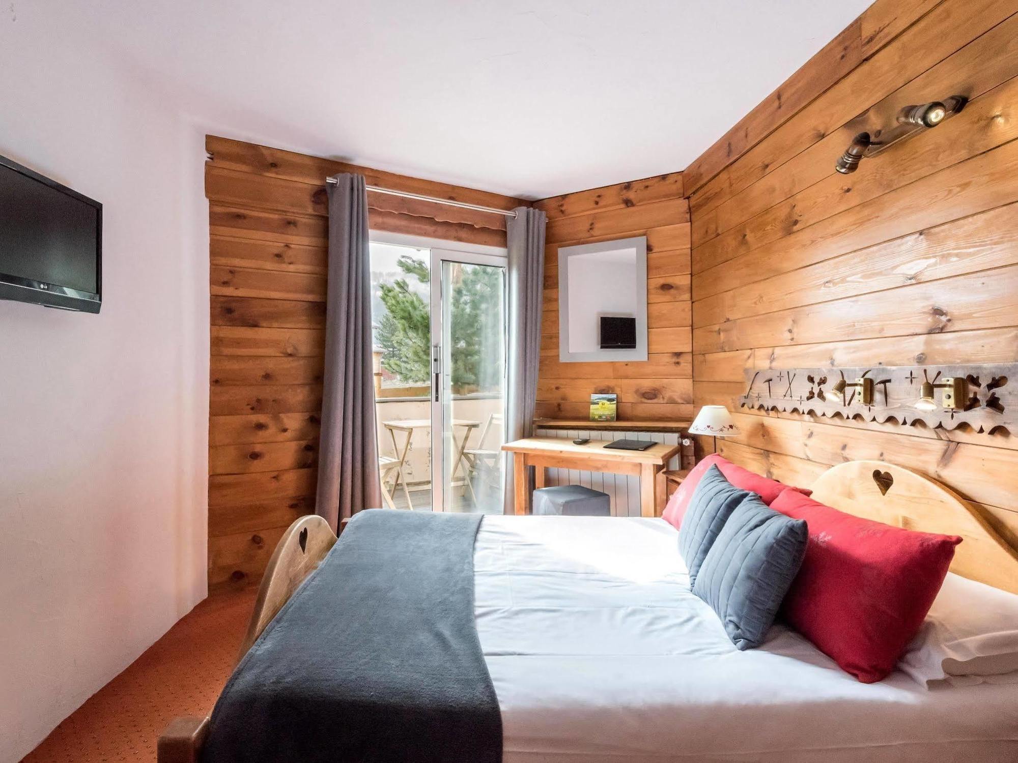 Hotel L'Ecureuil Auron Eksteriør bilde